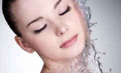 水光針：打造瑩潤水光肌，春節(jié)穩(wěn)站C位！